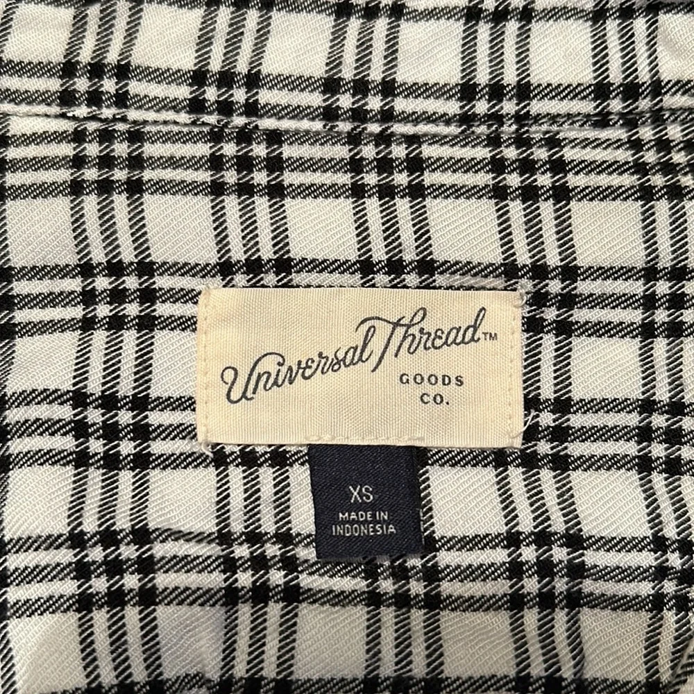 Universal Thread Top - Picture 3 of 9